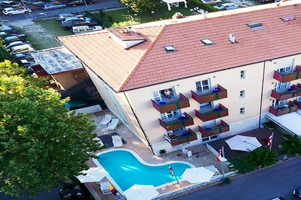 Aron Hotel Rimini Dış mekan fotoğraf