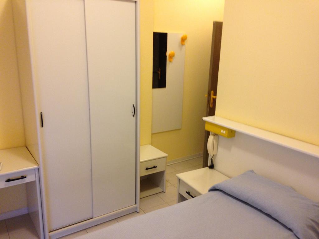 Aron Hotel Rimini Dış mekan fotoğraf