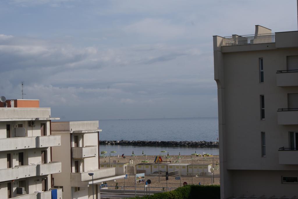 Aron Hotel Rimini Dış mekan fotoğraf