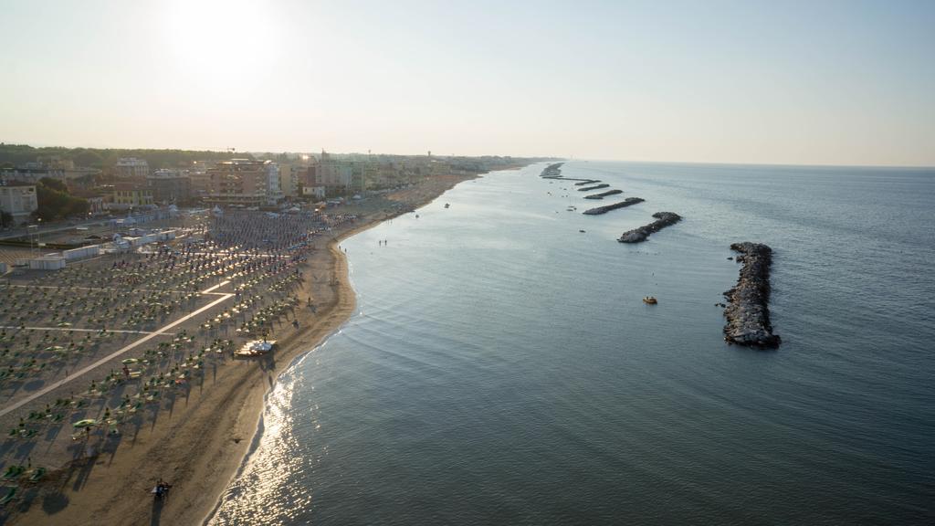 Aron Hotel Rimini Dış mekan fotoğraf