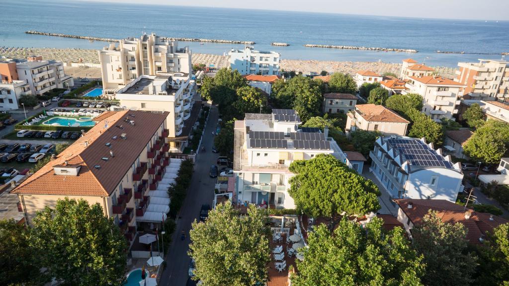 Aron Hotel Rimini Dış mekan fotoğraf