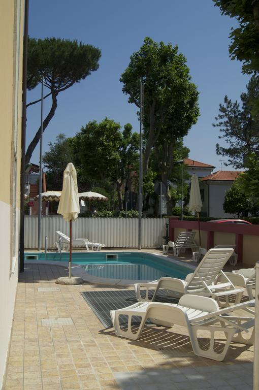Aron Hotel Rimini Dış mekan fotoğraf