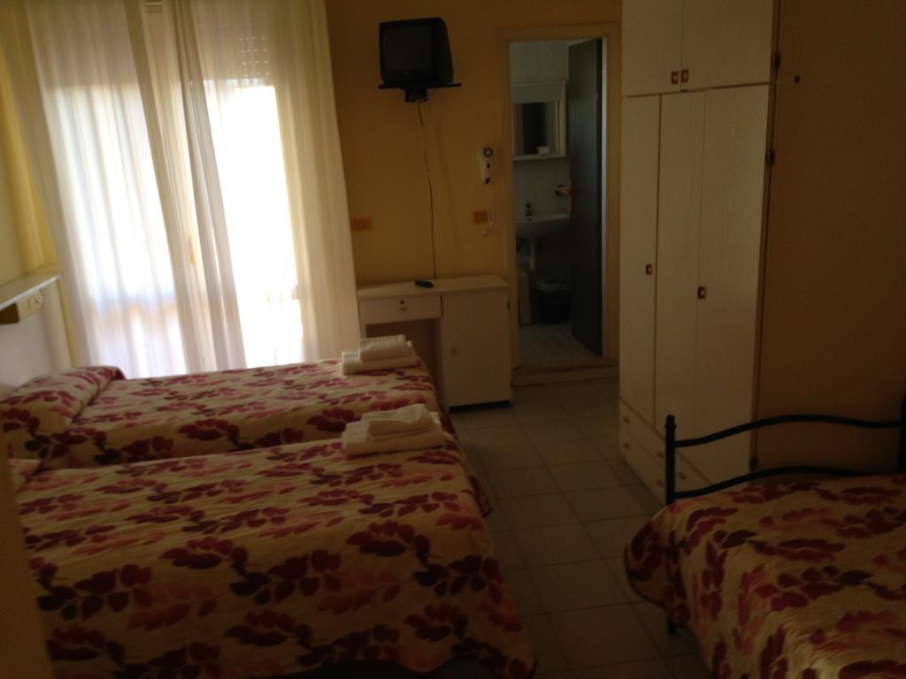 Aron Hotel Rimini Dış mekan fotoğraf